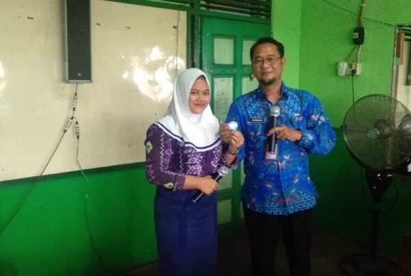 SOSIALISASI BAHAYA NARKOBA DI SEKOLAH SOSIALISASI BAHAYA NARKOBA DI SEKOLAH